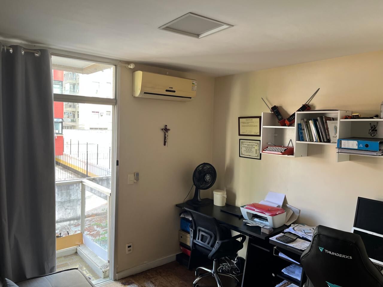 Apartamento à venda com 4 quartos, 150m² - Foto 7