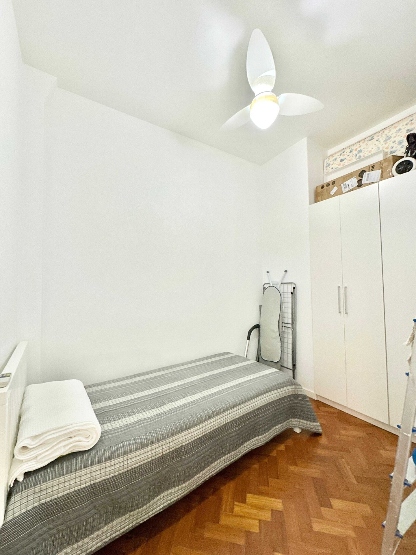 Apartamento à venda com 3 quartos, 209m² - Foto 6