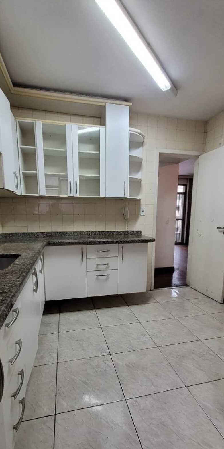 Apartamento à venda com 3 quartos, 140m² - Foto 16