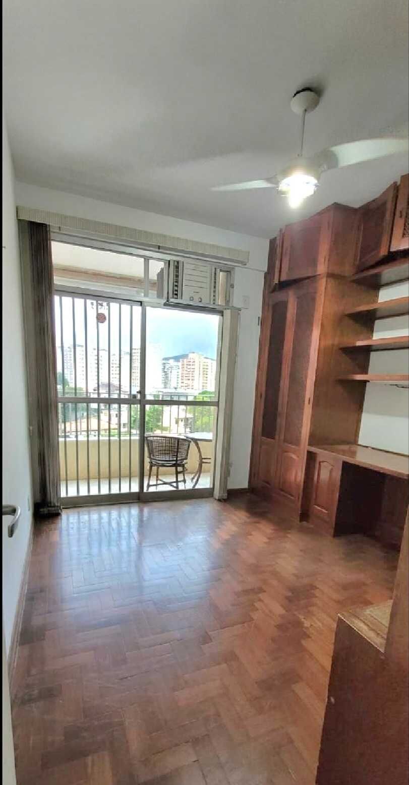 Apartamento à venda com 3 quartos, 140m² - Foto 10