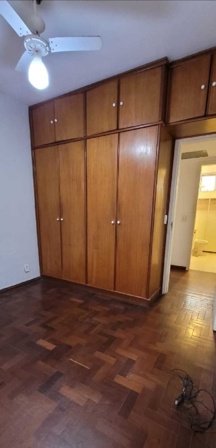 Apartamento à venda com 3 quartos, 140m² - Foto 13