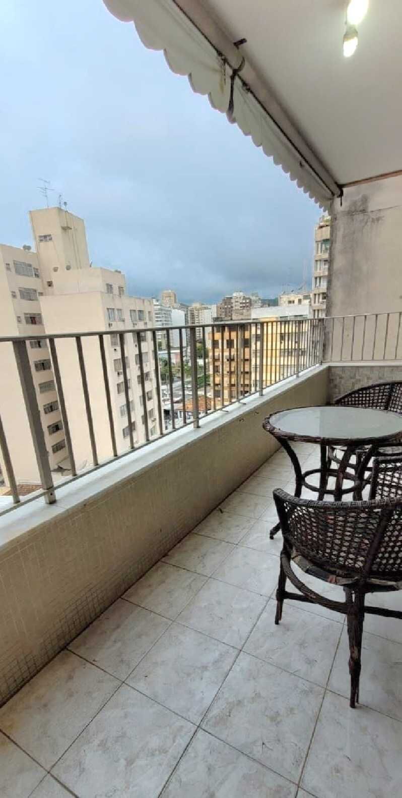 Apartamento à venda com 3 quartos, 140m² - Foto 4