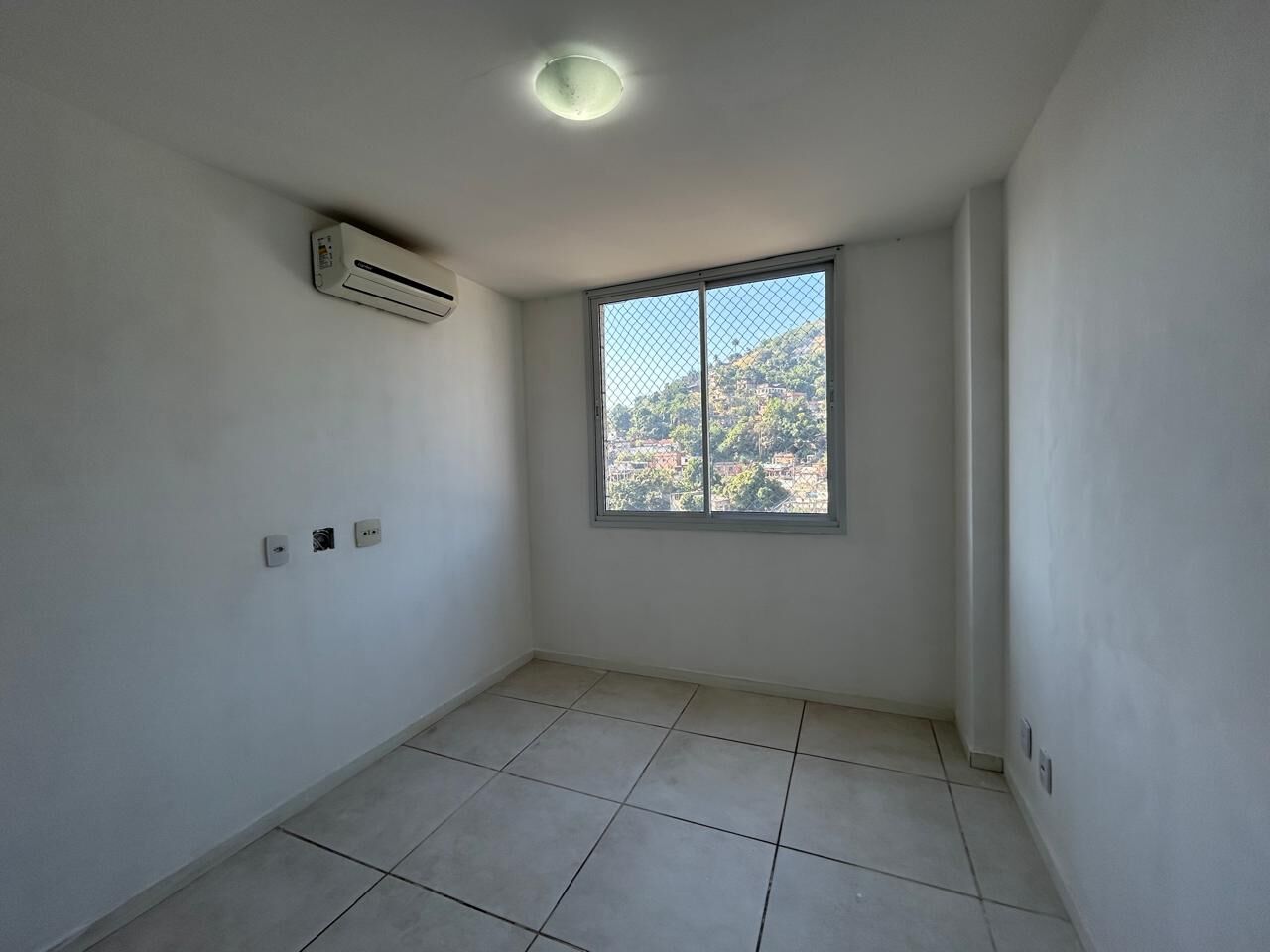 Apartamento à venda com 2 quartos, 62m² - Foto 17