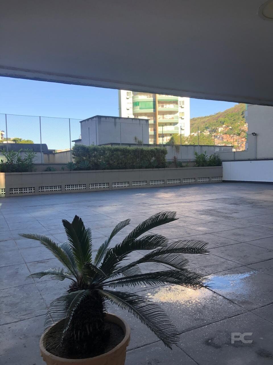 Apartamento à venda com 2 quartos, 80m² - Foto 28