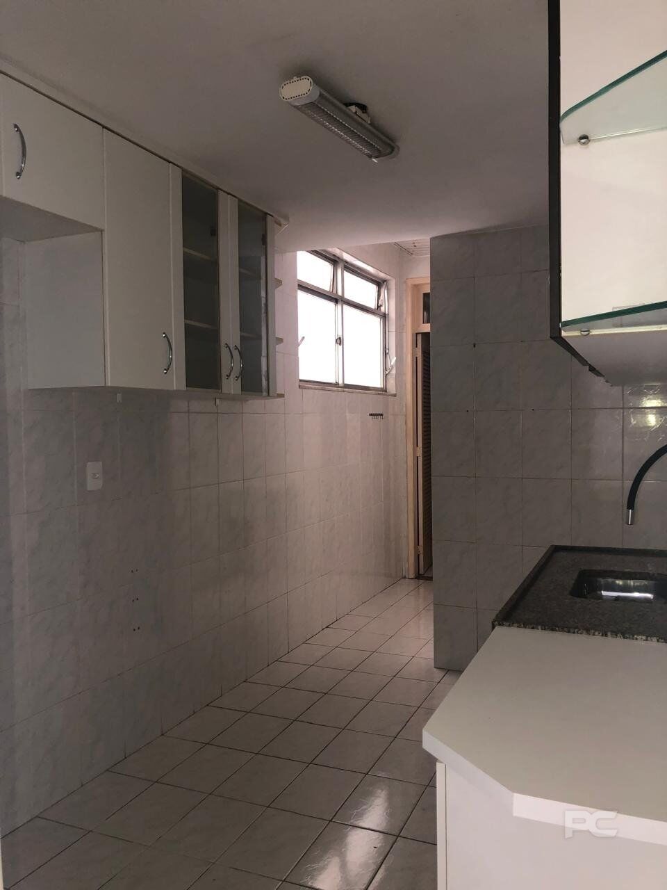 Apartamento à venda com 2 quartos, 80m² - Foto 18