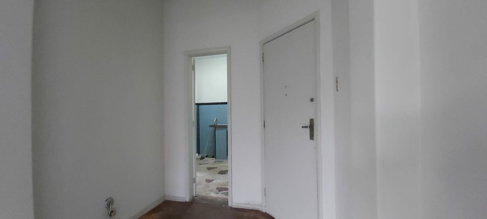 Apartamento à venda com 3 quartos, 115m² - Foto 3