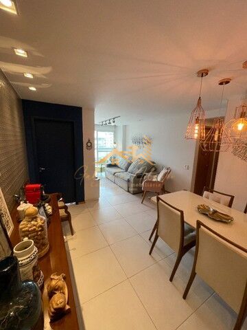 Apartamento à venda com 2 quartos, 77m² - Foto 4