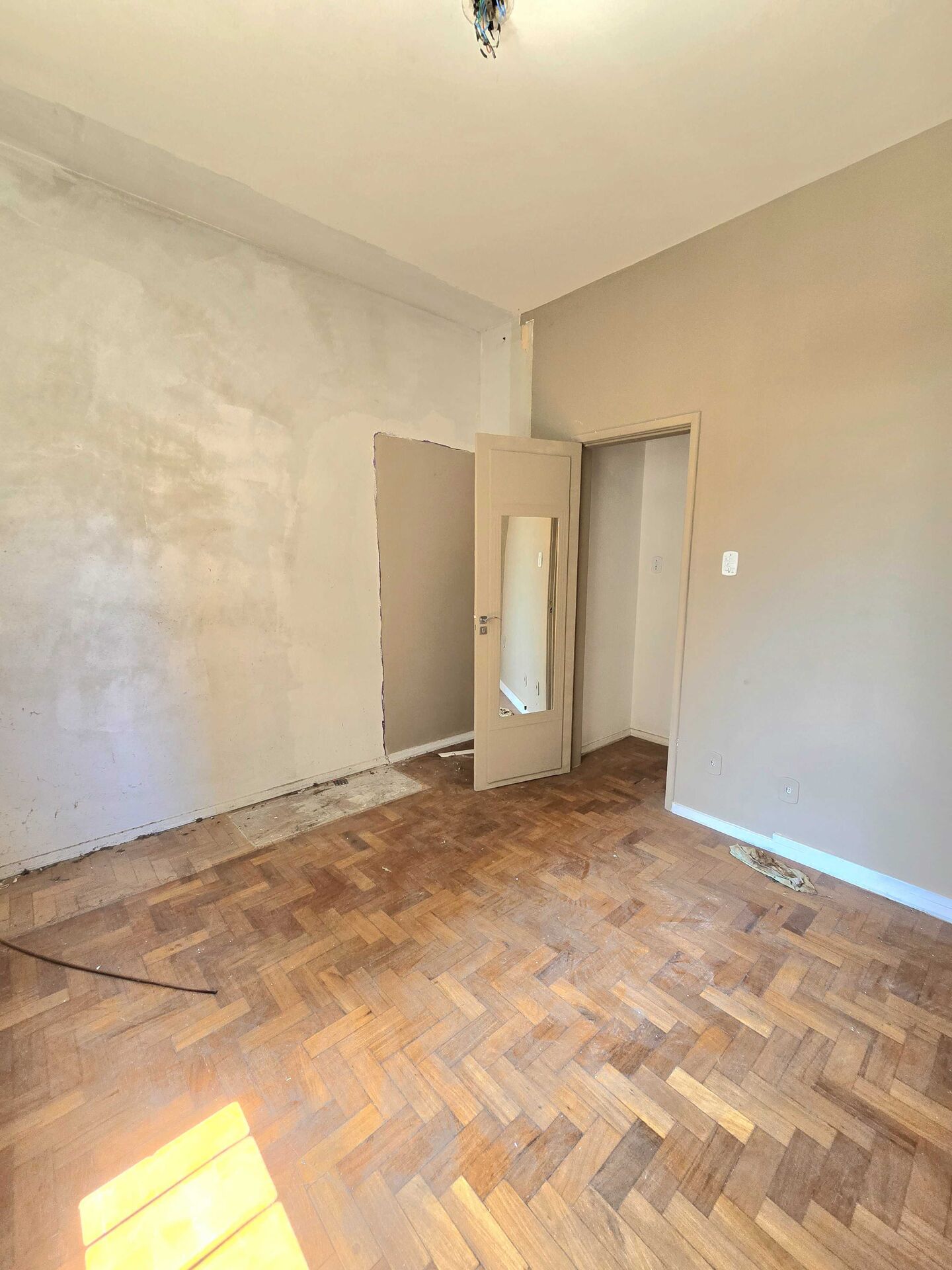 Apartamento à venda com 2 quartos, 60m² - Foto 5