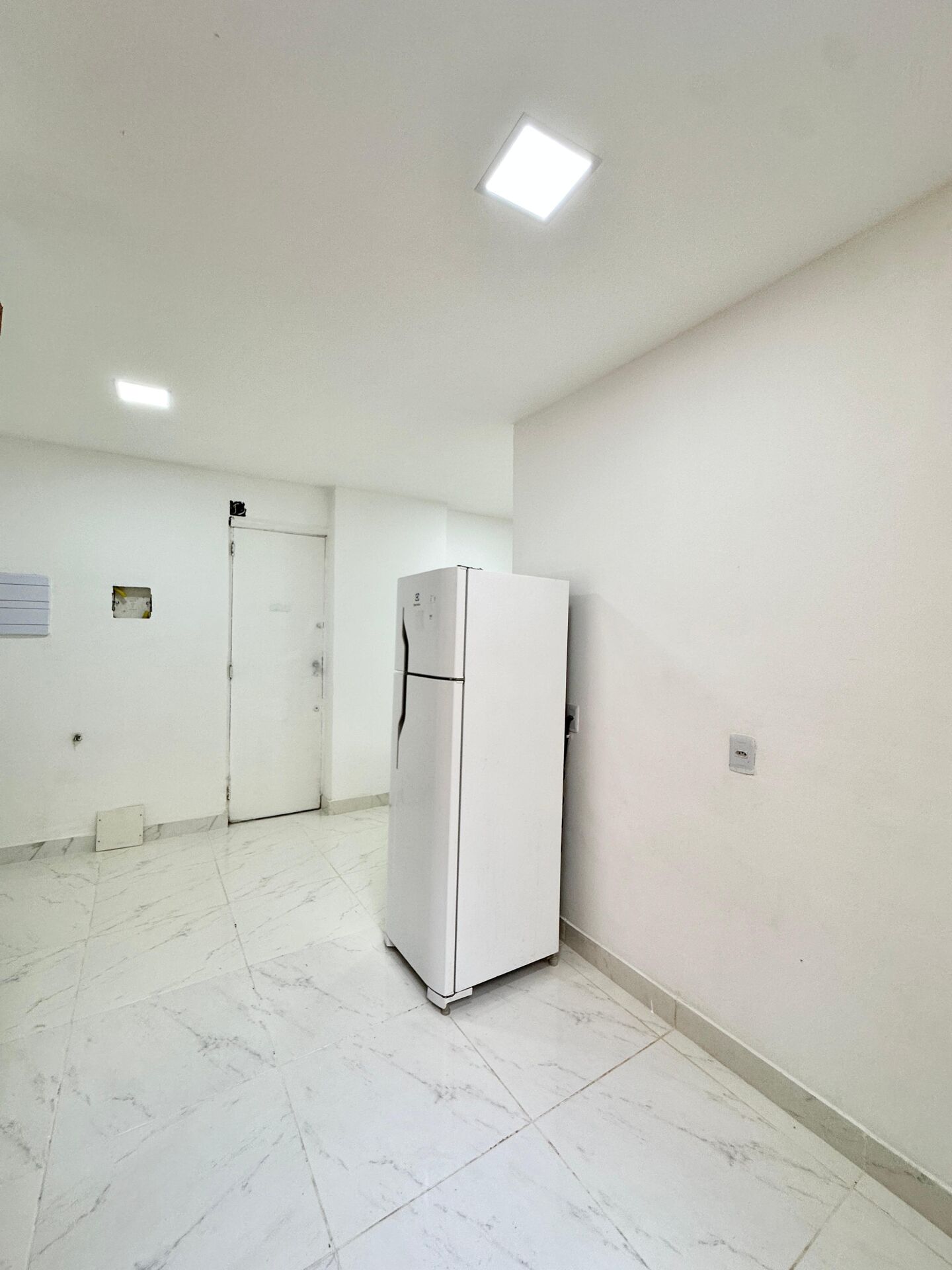 Apartamento à venda com 2 quartos, 105m² - Foto 11