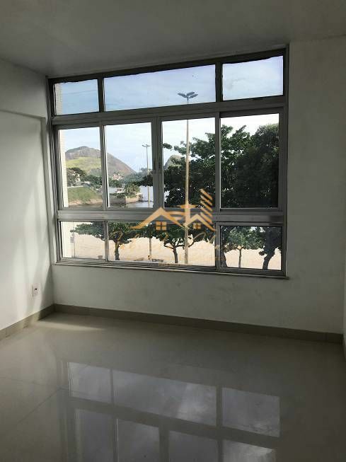 Apartamento à venda com 3 quartos, 170m² - Foto 17