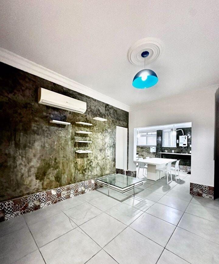 Apartamento à venda com 2 quartos, 90m² - Foto 2