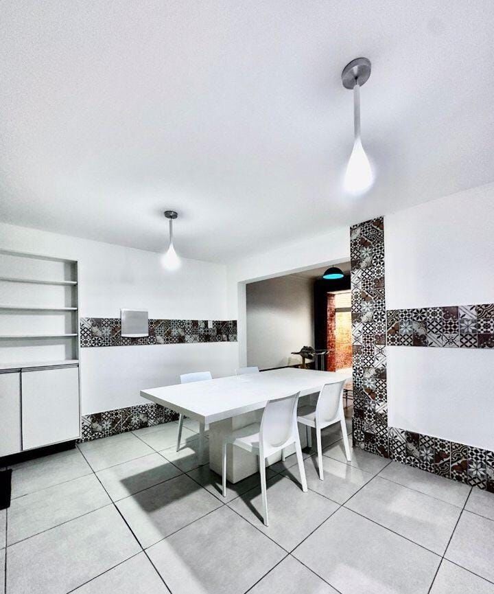 Apartamento à venda com 2 quartos, 90m² - Foto 7