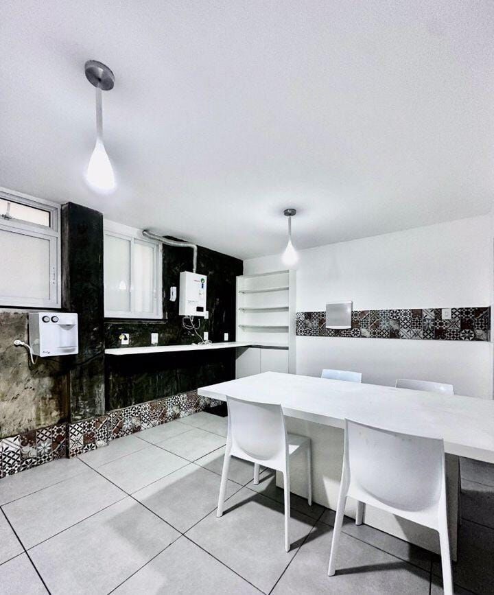 Apartamento à venda com 2 quartos, 90m² - Foto 4