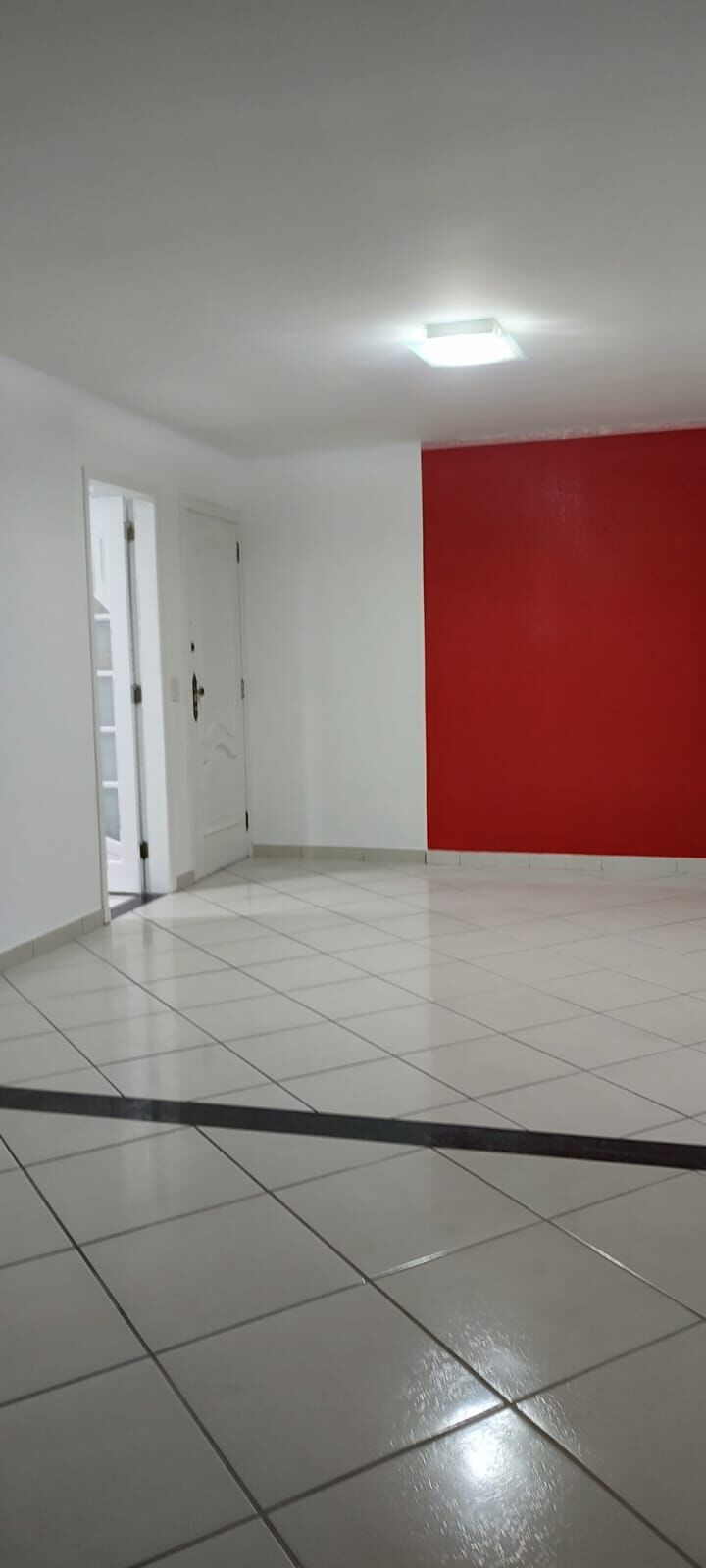 Apartamento à venda com 2 quartos, 84m² - Foto 1