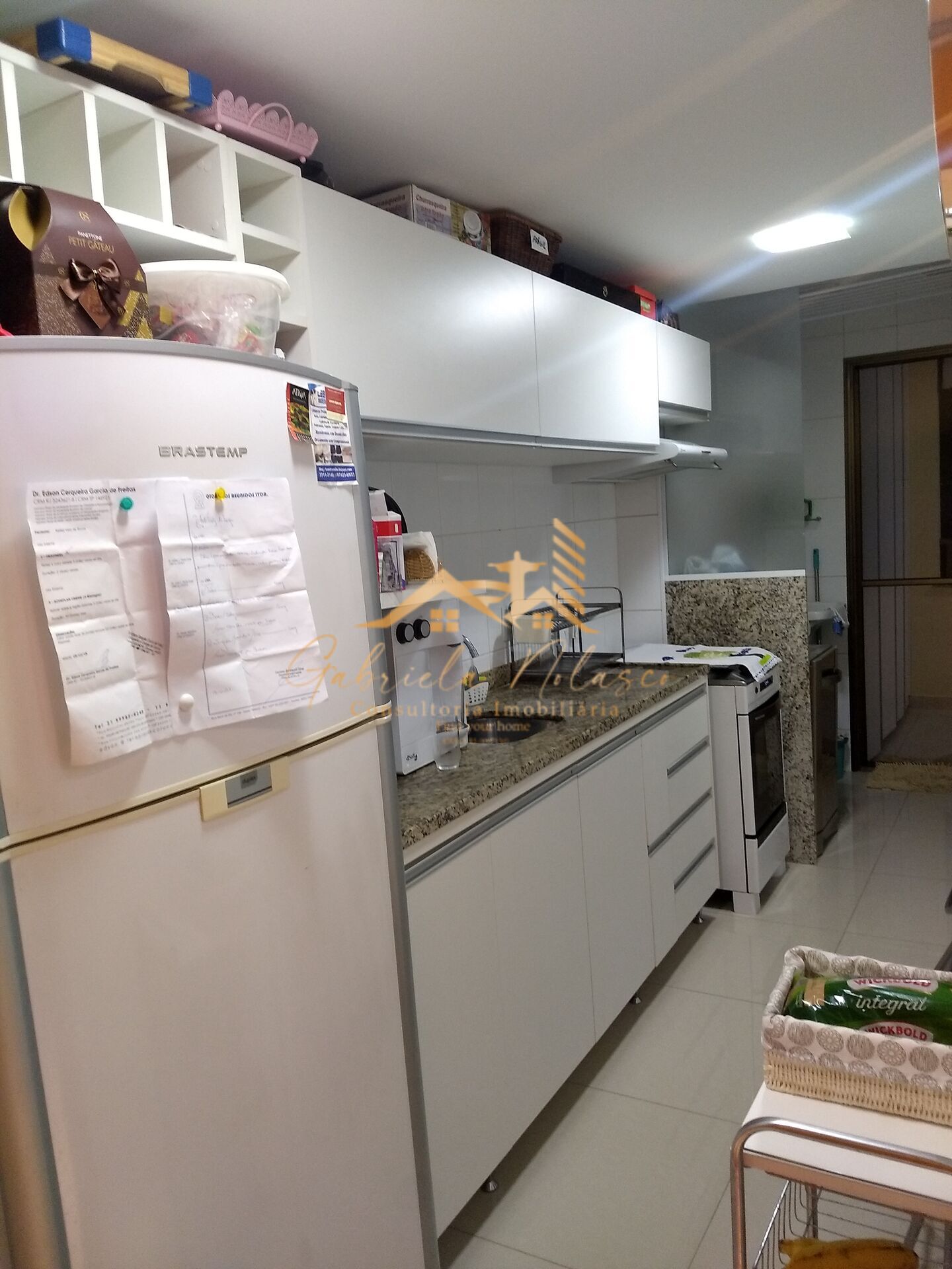 Apartamento à venda com 2 quartos, 75m² - Foto 23