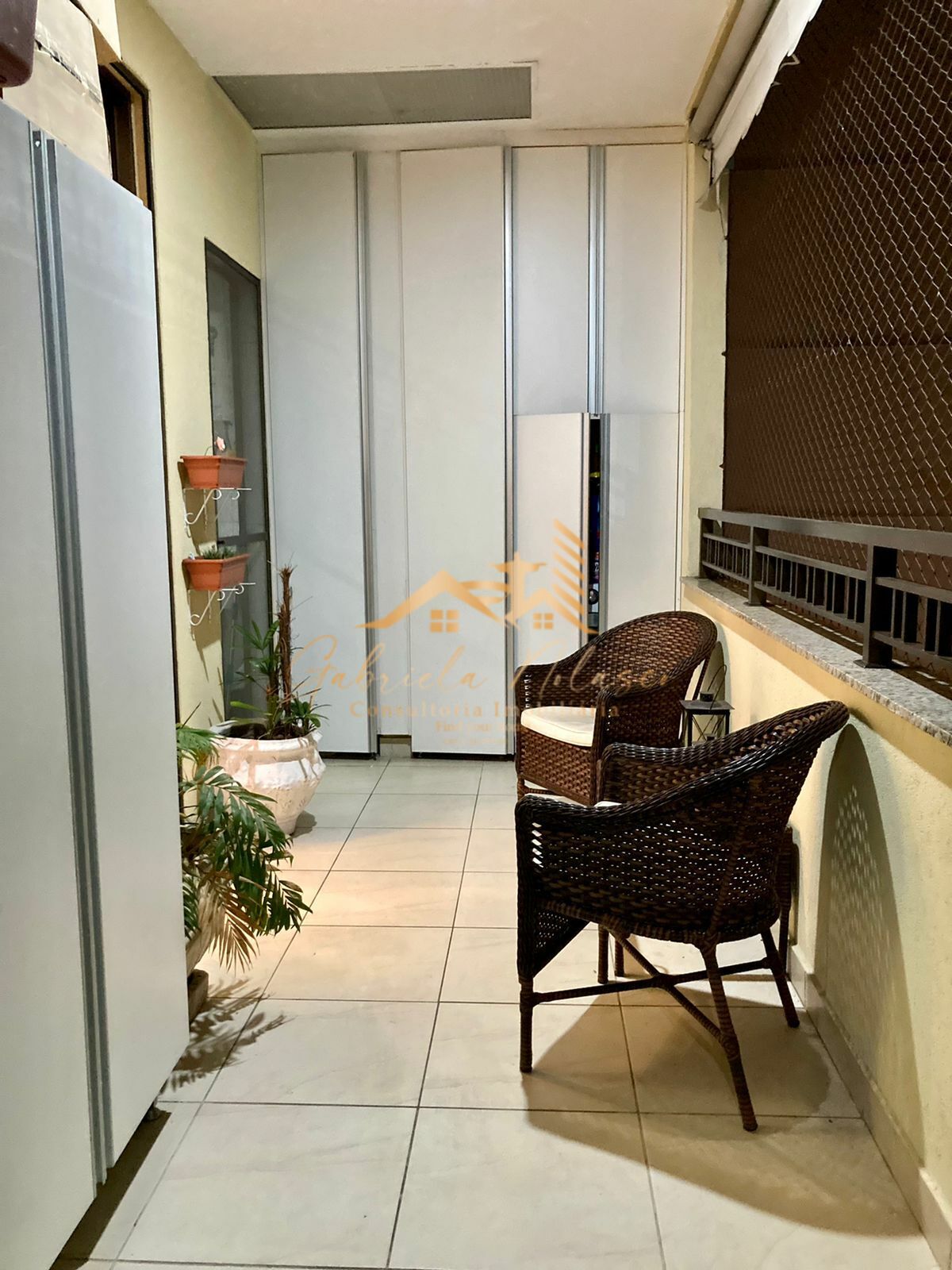 Apartamento à venda com 2 quartos, 75m² - Foto 32