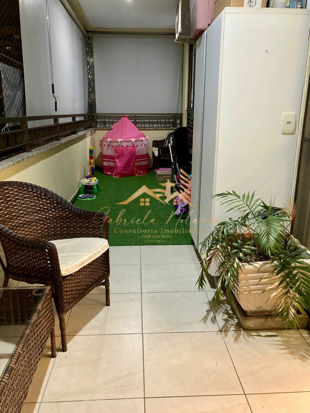 Apartamento à venda com 2 quartos, 75m² - Foto 28