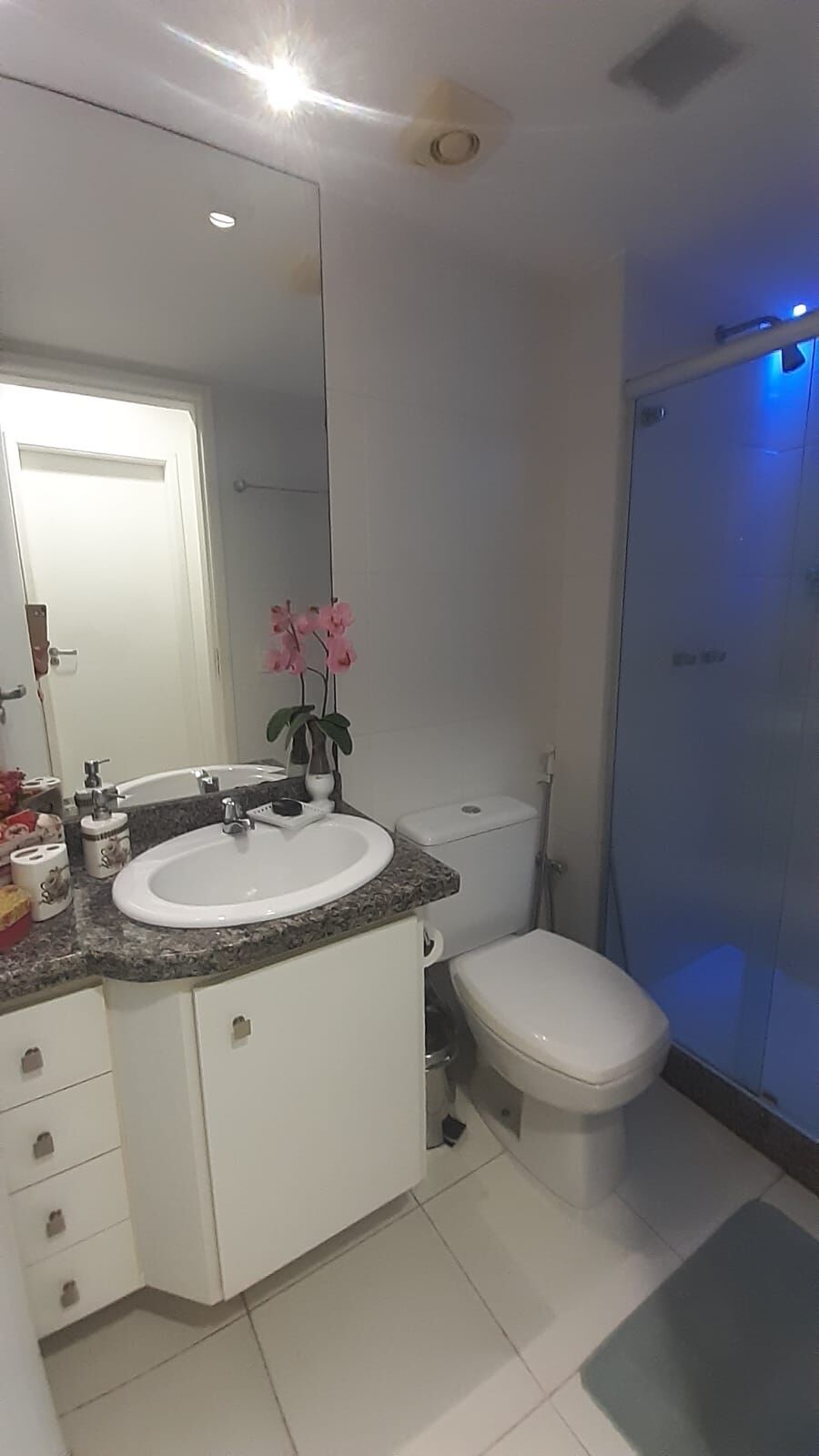 Apartamento à venda com 2 quartos, 70m² - Foto 7