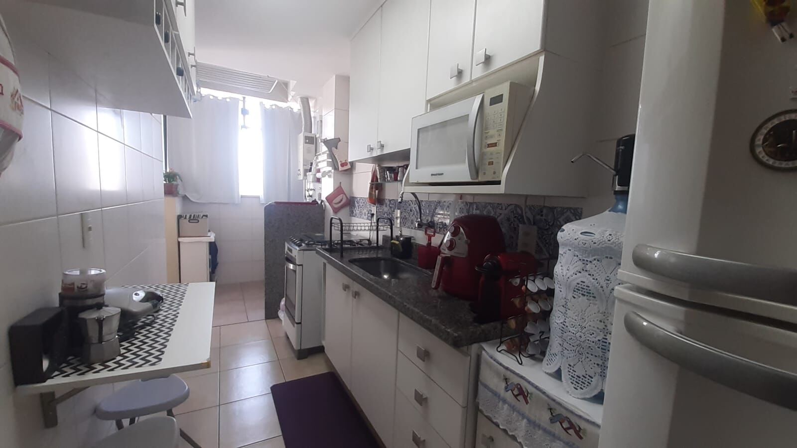 Apartamento à venda com 2 quartos, 70m² - Foto 1