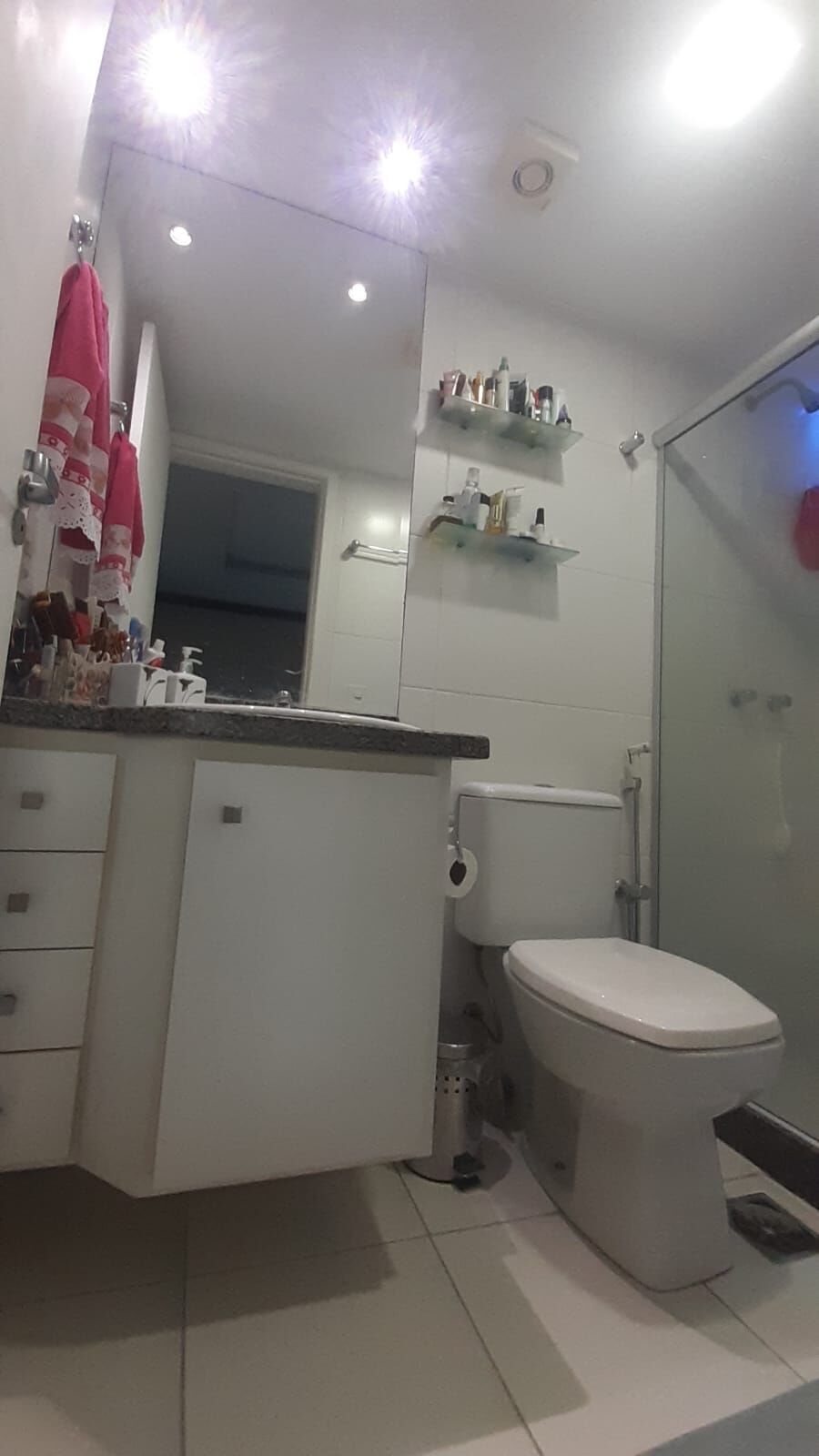 Apartamento à venda com 2 quartos, 70m² - Foto 21