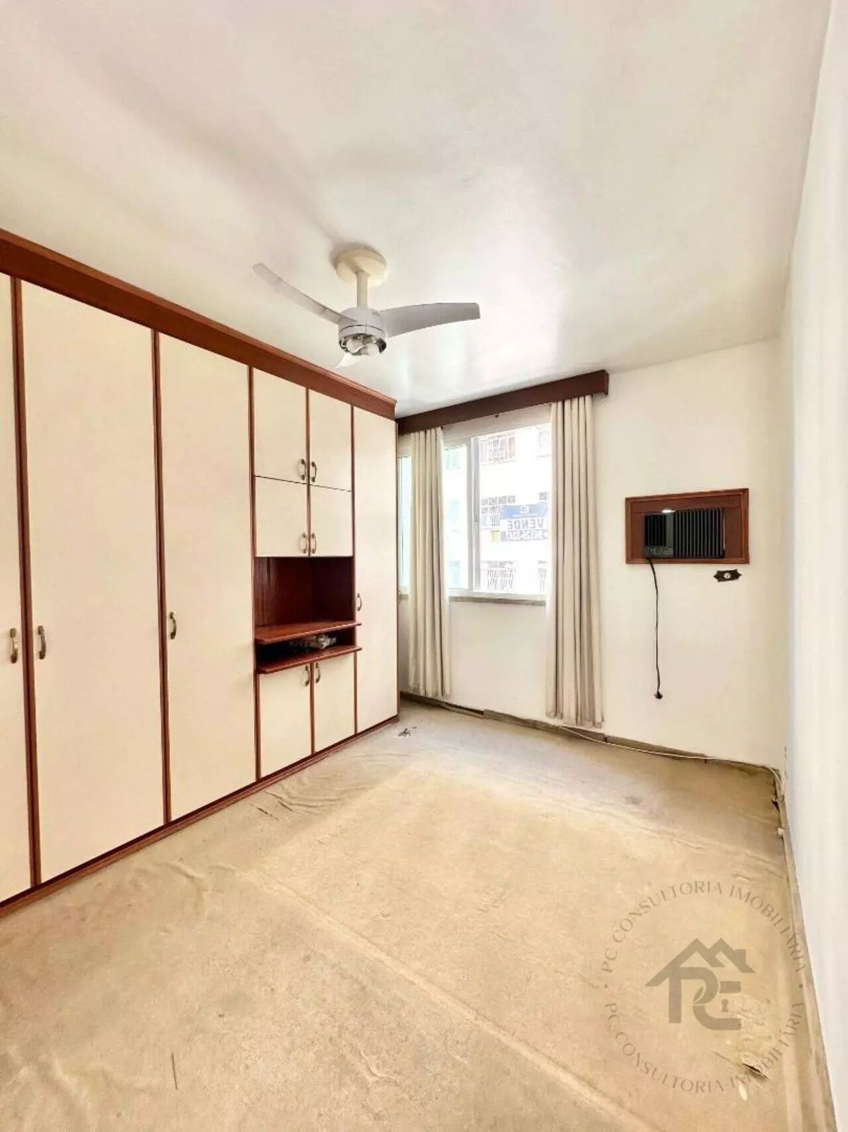 Apartamento à venda com 4 quartos, 170m² - Foto 4