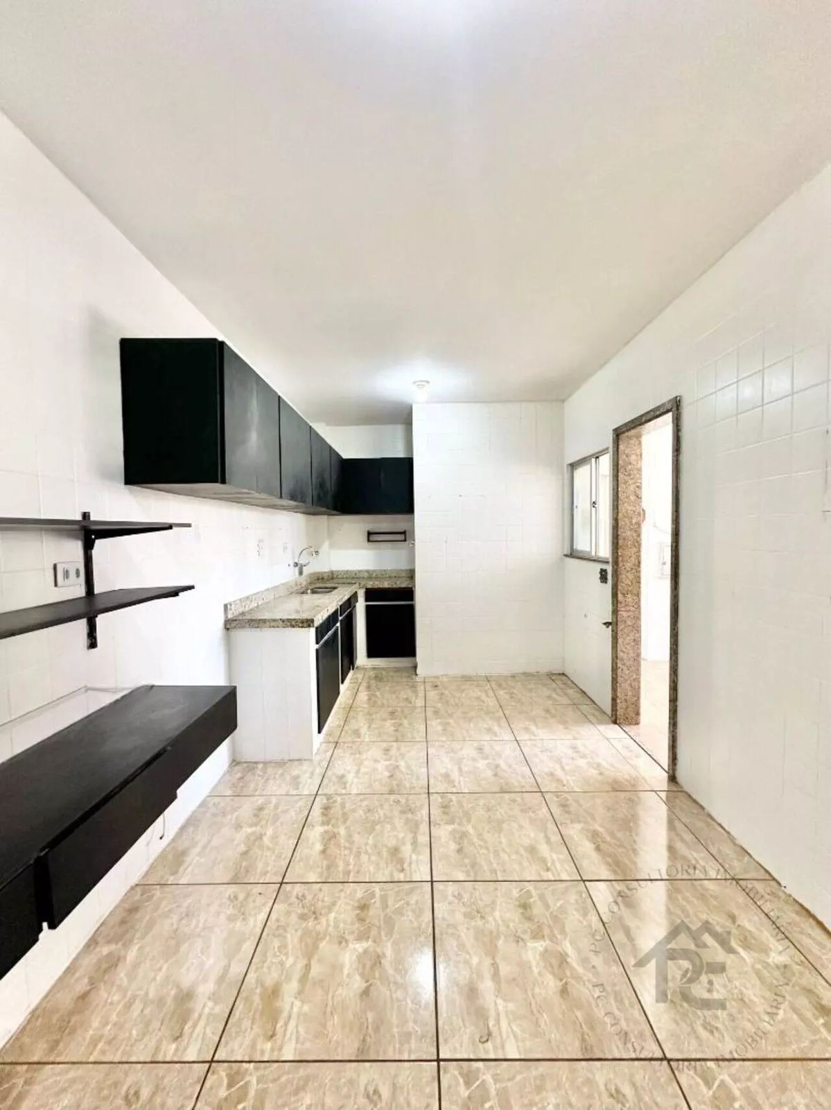 Apartamento à venda com 4 quartos, 170m² - Foto 14