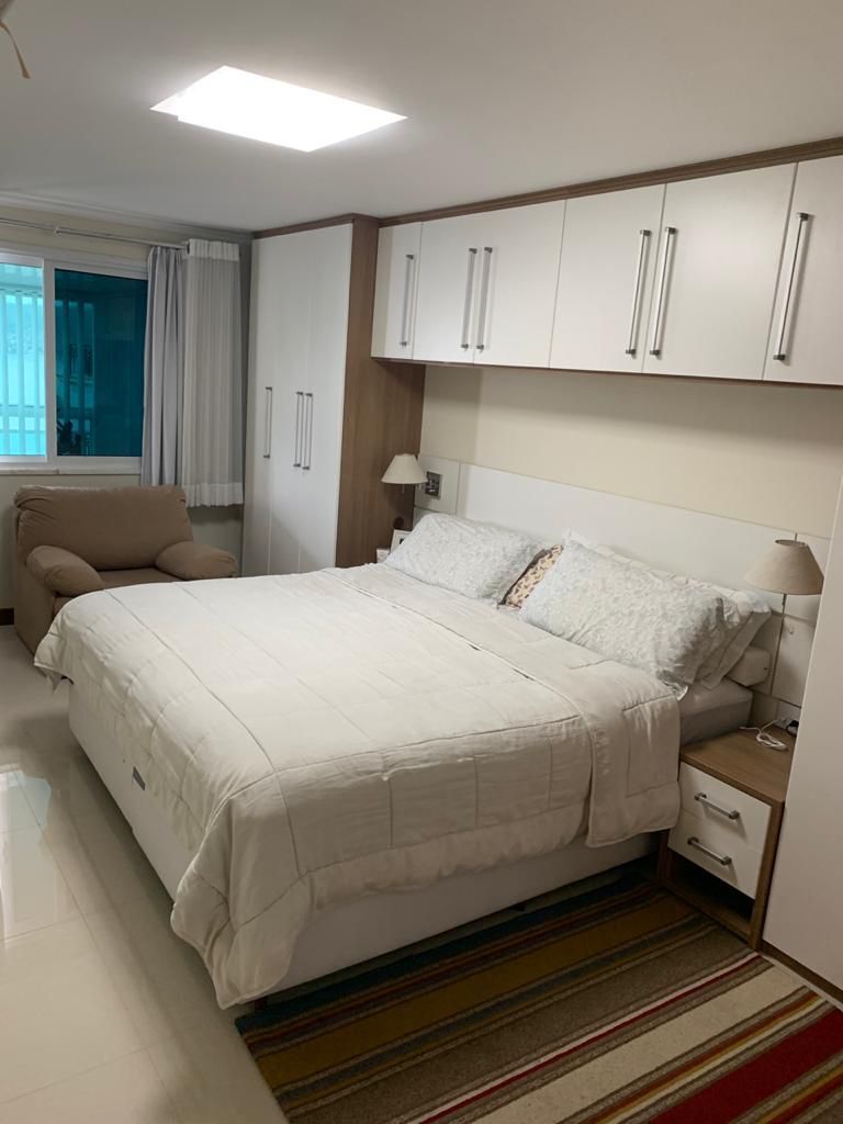 Apartamento à venda com 4 quartos, 297m² - Foto 18