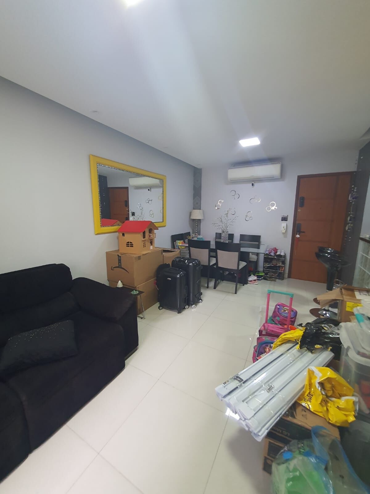 Apartamento à venda com 3 quartos, 130m² - Foto 2