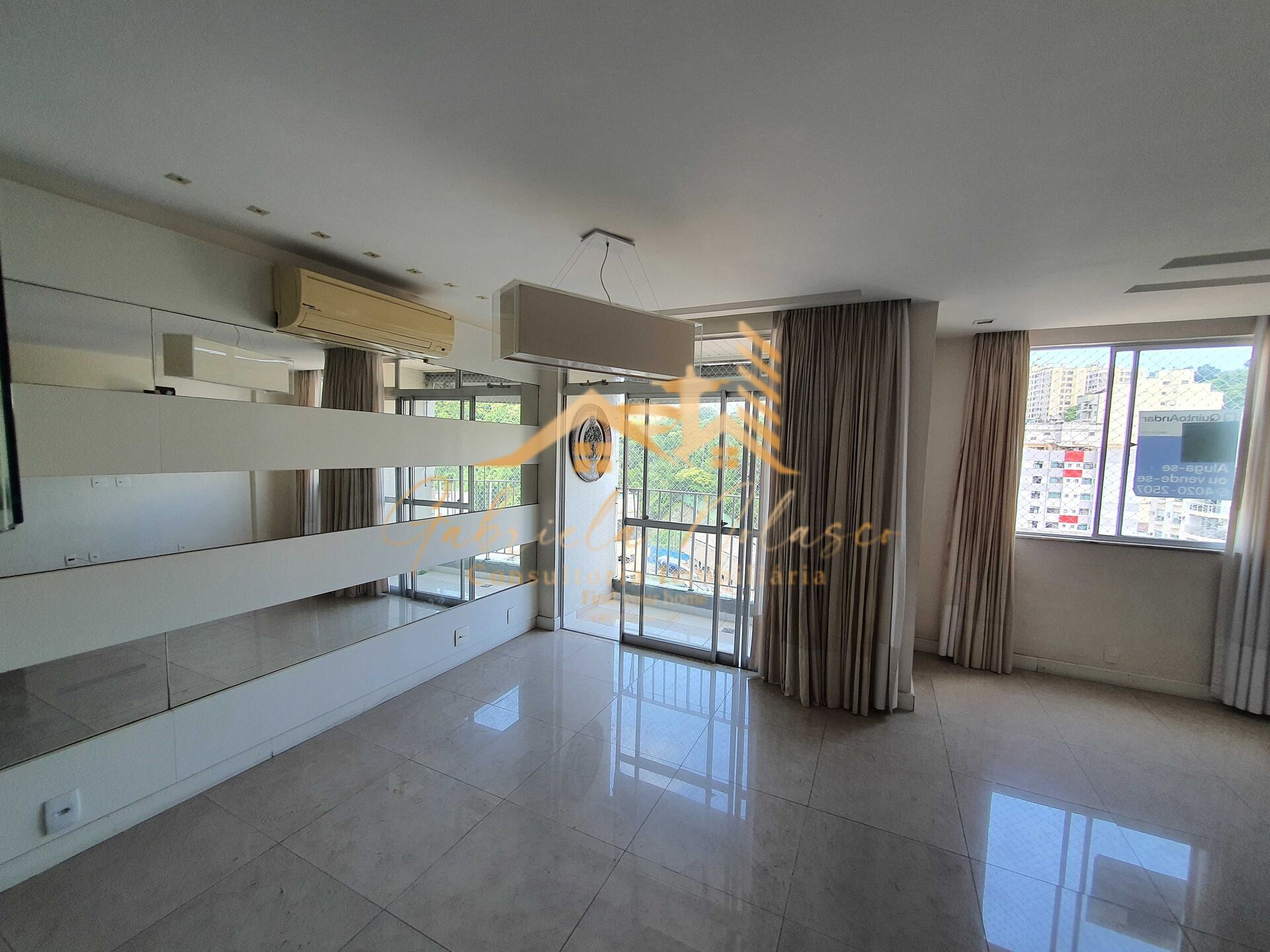 Cobertura à venda com 3 quartos, 243m² - Foto 1