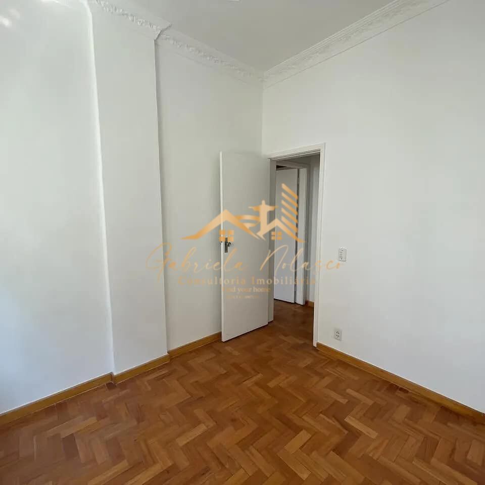 Apartamento à venda com 3 quartos, 100m² - Foto 2