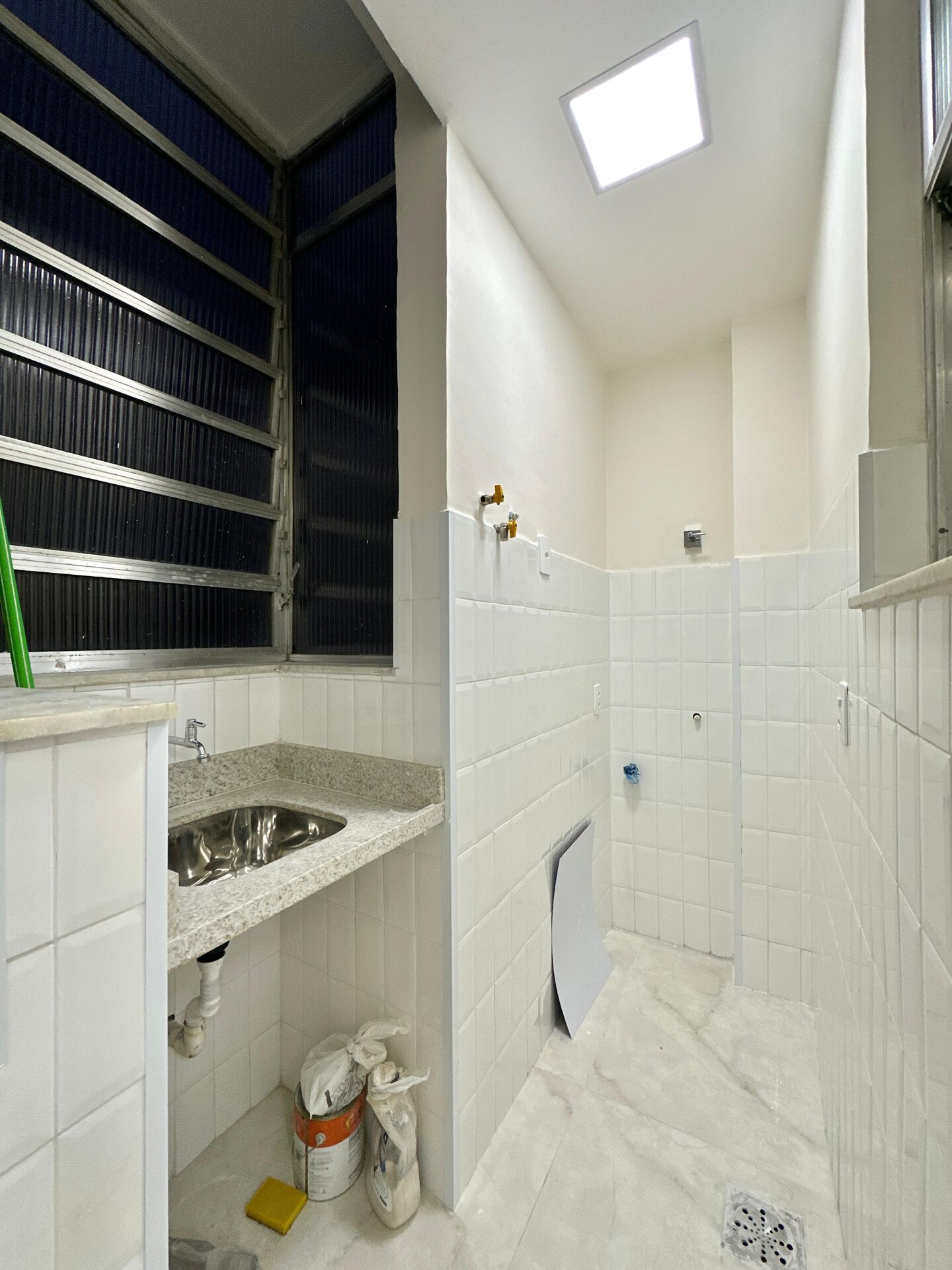Apartamento à venda com 2 quartos, 60m² - Foto 11