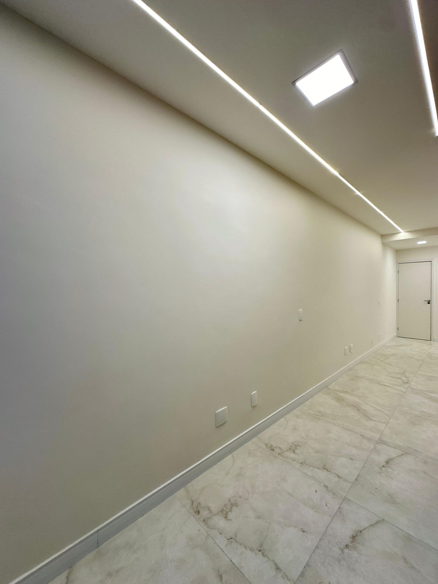 Apartamento à venda com 2 quartos, 60m² - Foto 3
