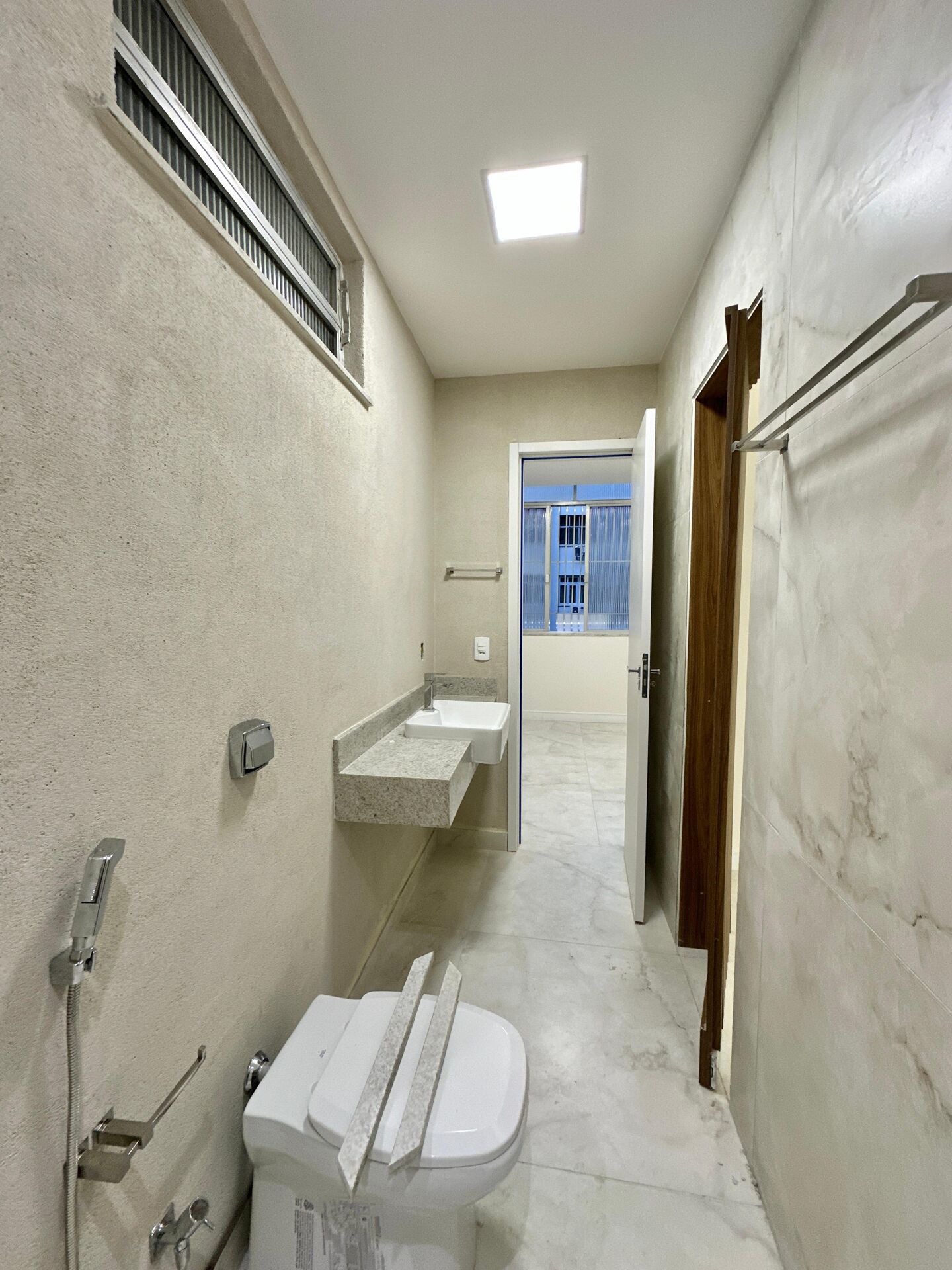 Apartamento à venda com 2 quartos, 60m² - Foto 21