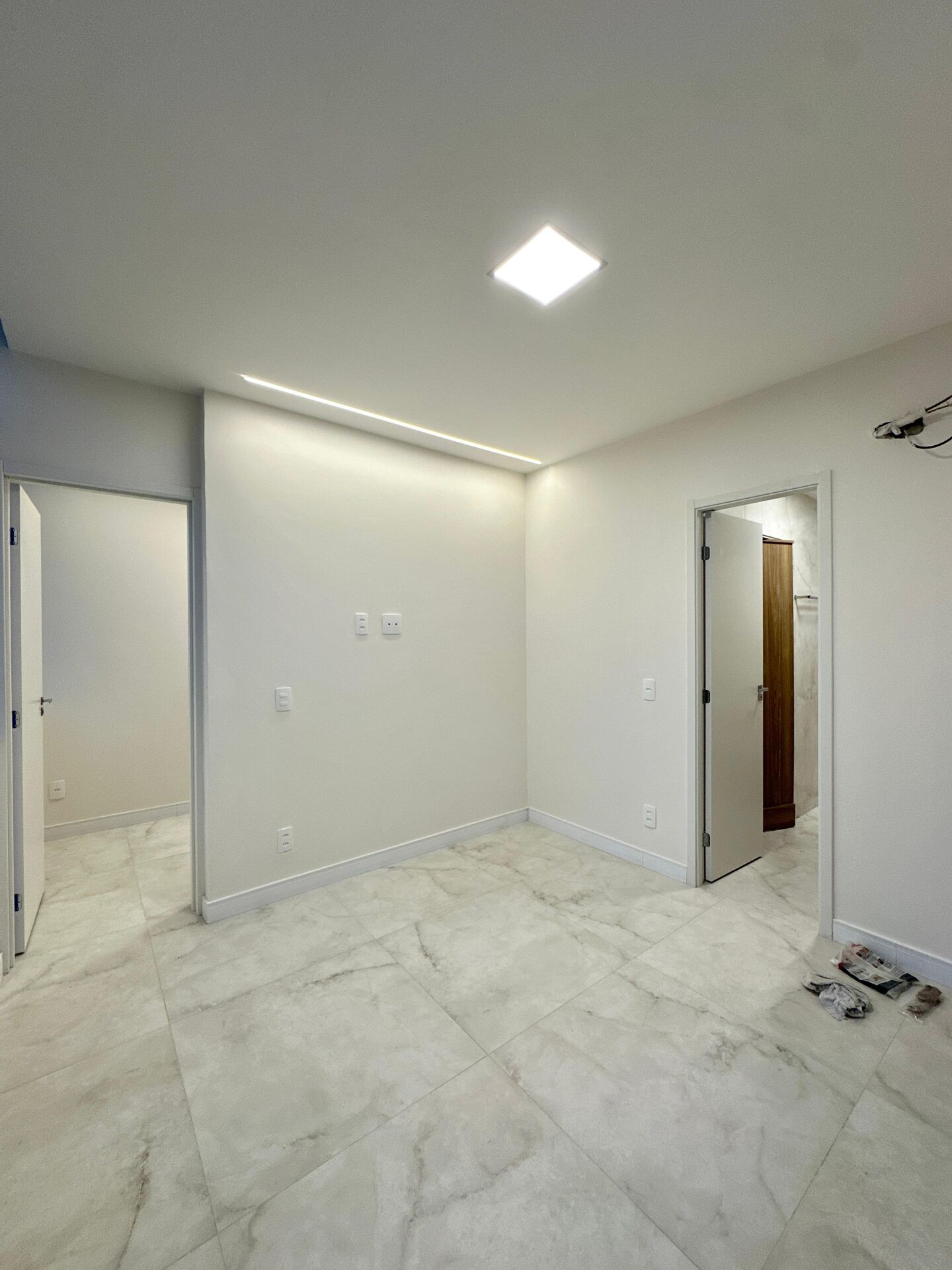 Apartamento à venda com 2 quartos, 60m² - Foto 15