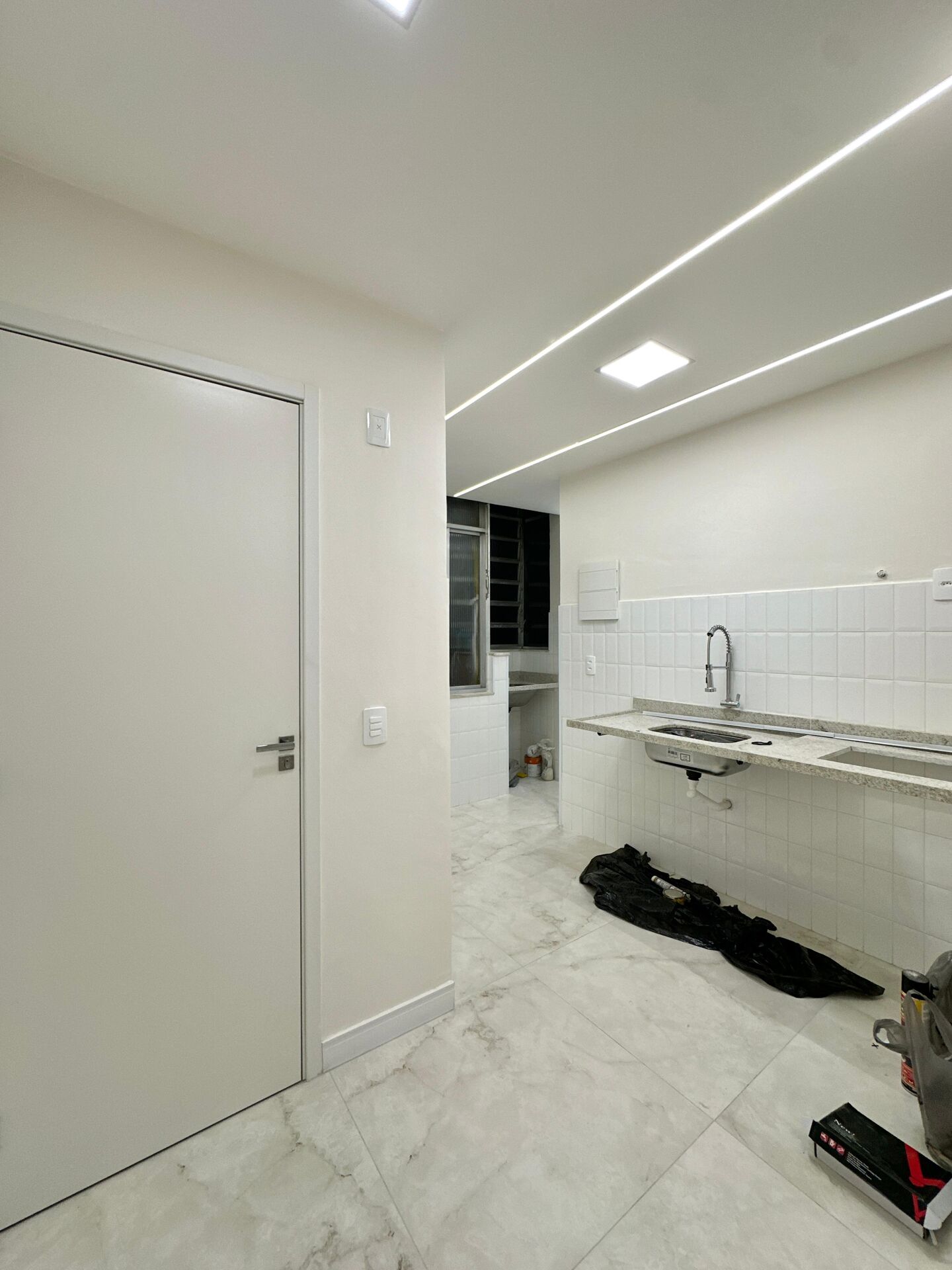 Apartamento à venda com 2 quartos, 60m² - Foto 10