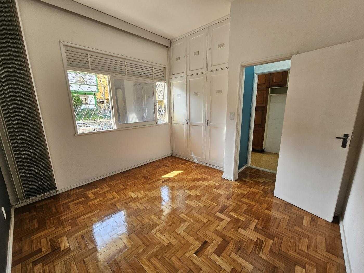 Apartamento à venda com 1 quarto, 32m² - Foto 2