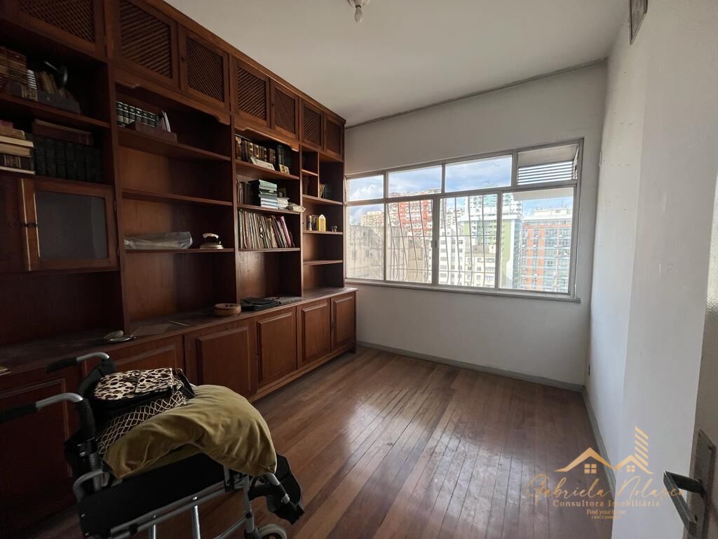 Apartamento à venda com 3 quartos, 160m² - Foto 6