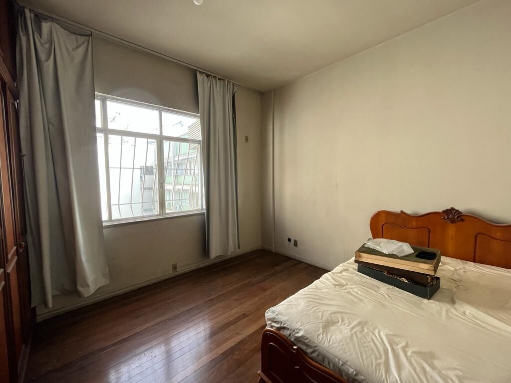 Apartamento à venda com 3 quartos, 160m² - Foto 18