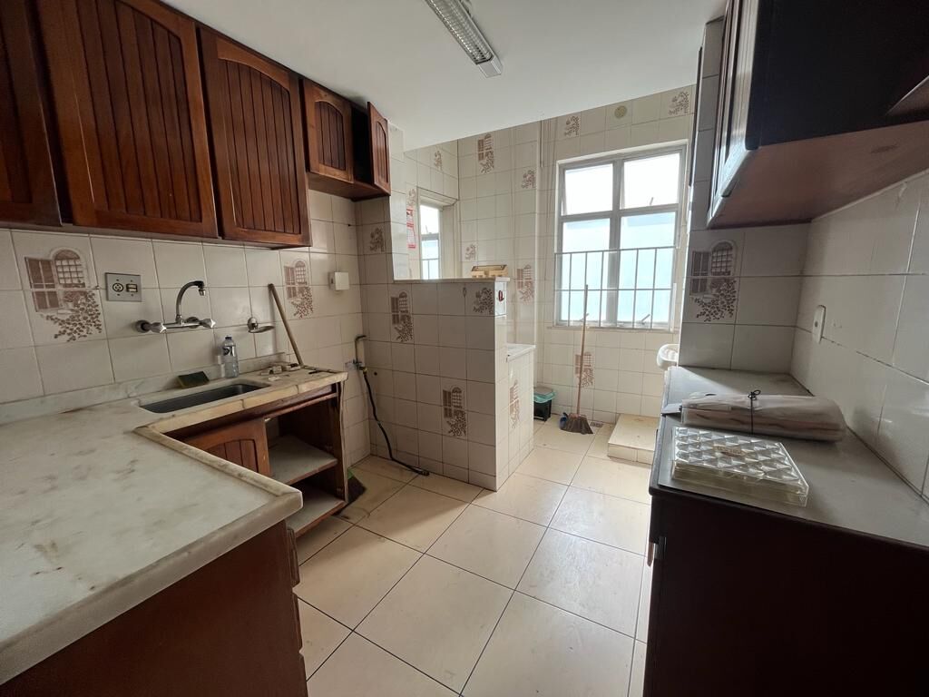 Apartamento à venda com 3 quartos, 160m² - Foto 28