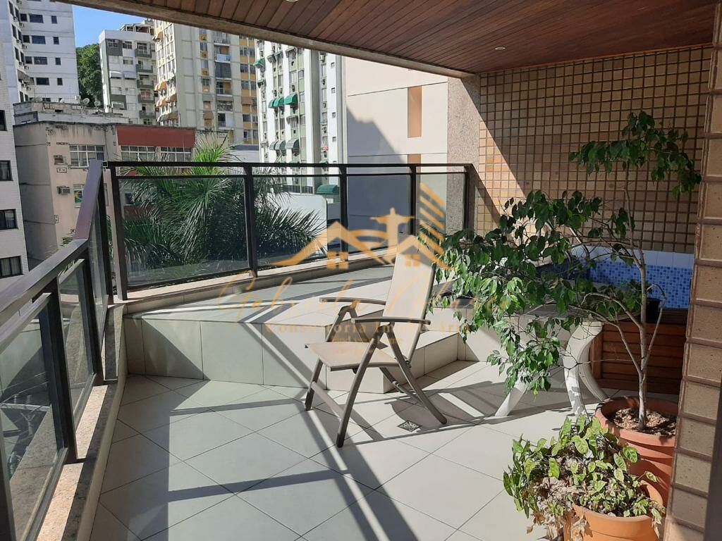 Apartamento à venda com 4 quartos, 240m² - Foto 2