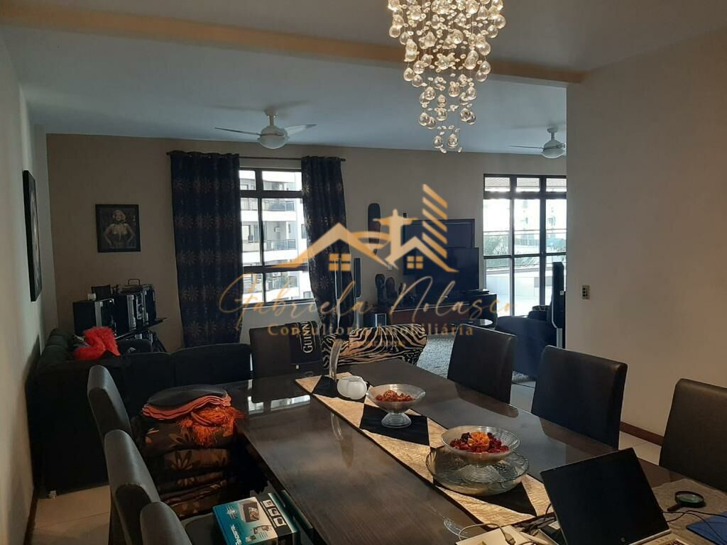 Apartamento à venda com 4 quartos, 240m² - Foto 9