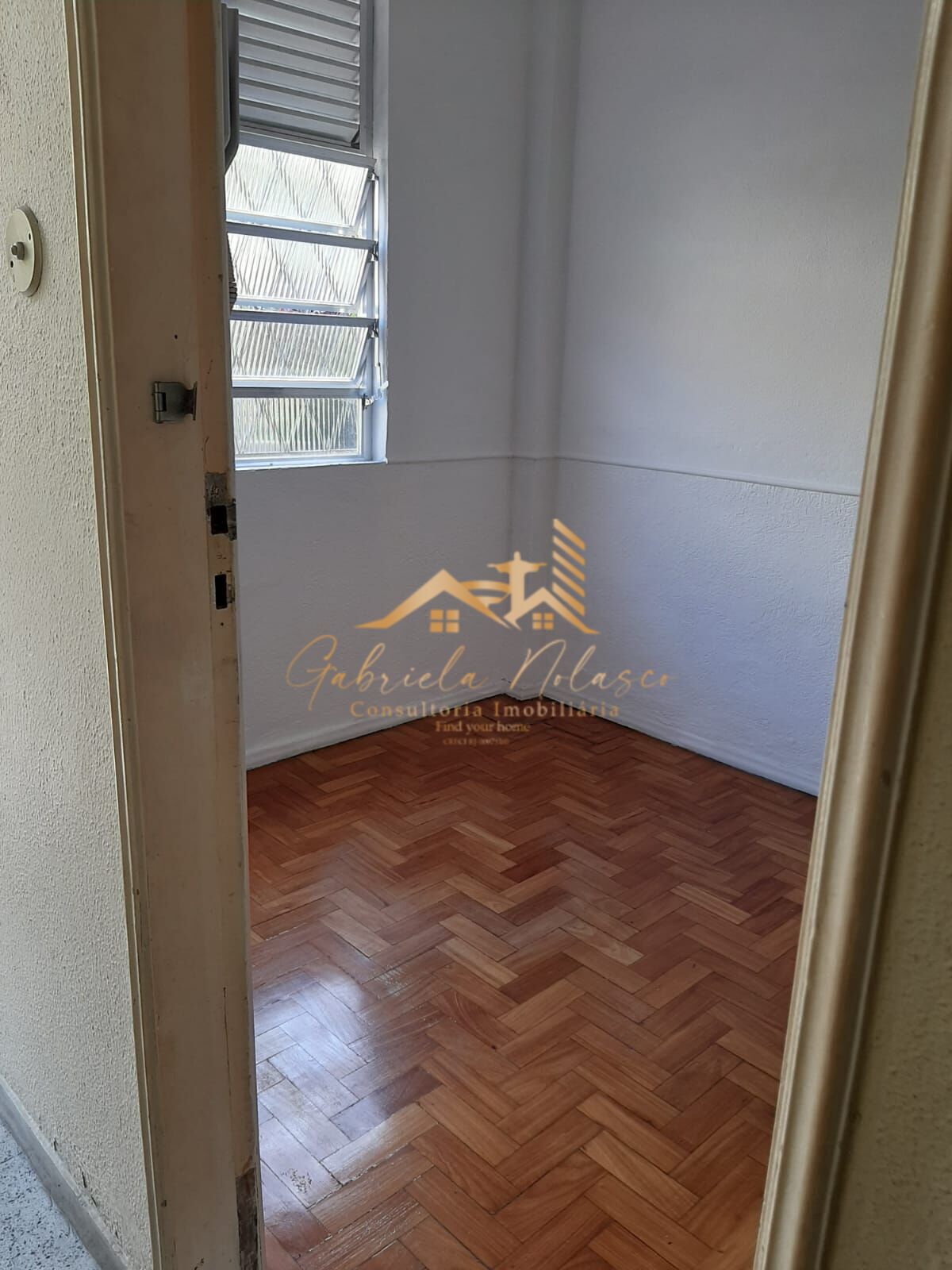 Apartamento à venda com 1 quarto, 30m² - Foto 2