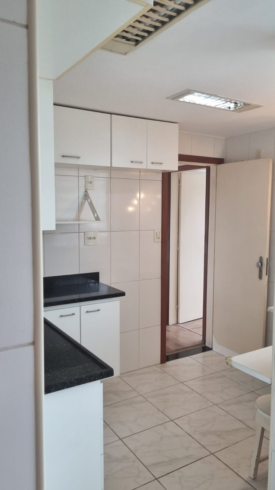 Apartamento à venda com 2 quartos, 71m² - Foto 26