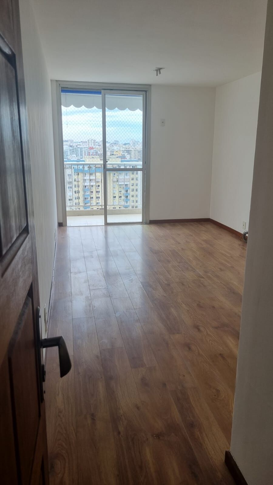 Apartamento à venda com 2 quartos, 71m² - Foto 6