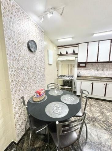 Apartamento à venda com 3 quartos, 165m² - Foto 33