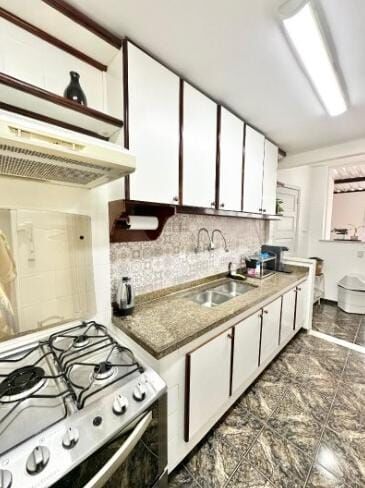 Apartamento à venda com 3 quartos, 165m² - Foto 34
