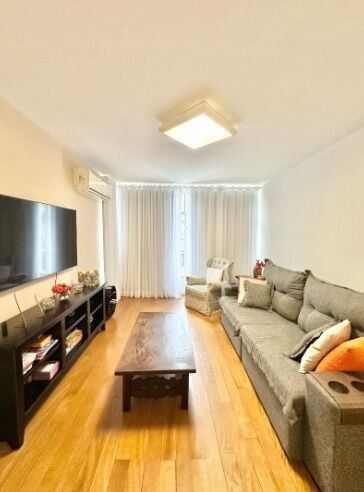 Apartamento à venda com 3 quartos, 165m² - Foto 1