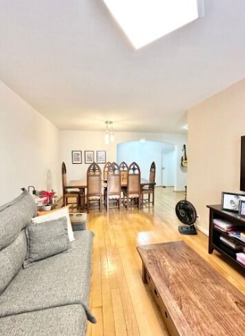 Apartamento à venda com 3 quartos, 165m² - Foto 3