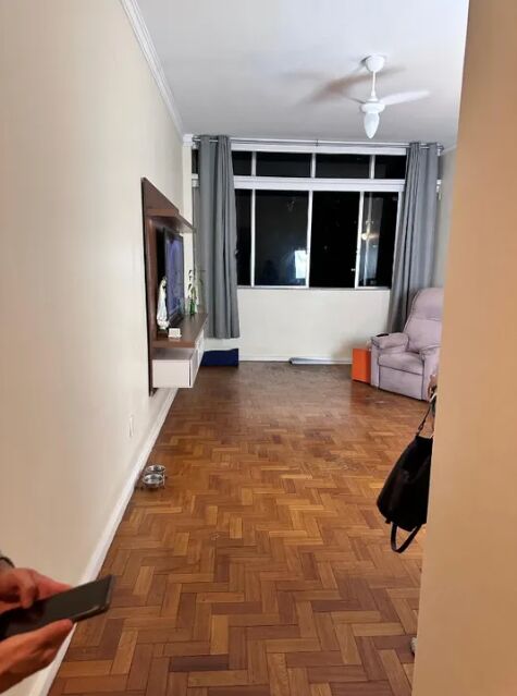 Apartamento à venda com 3 quartos, 134m² - Foto 2