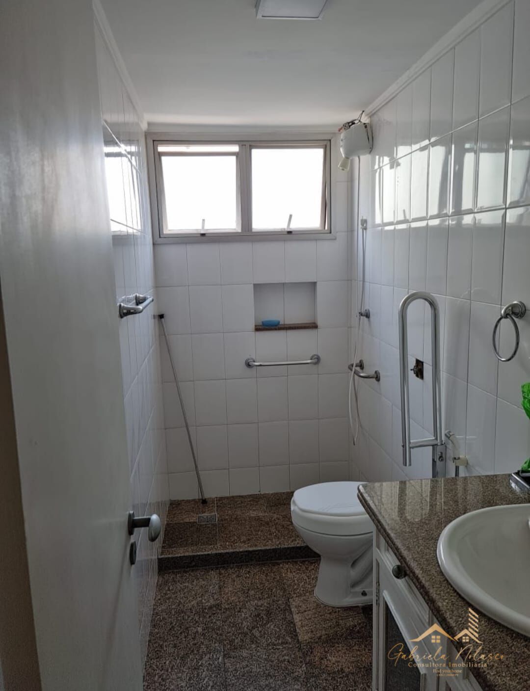 Apartamento à venda com 2 quartos, 100m² - Foto 9